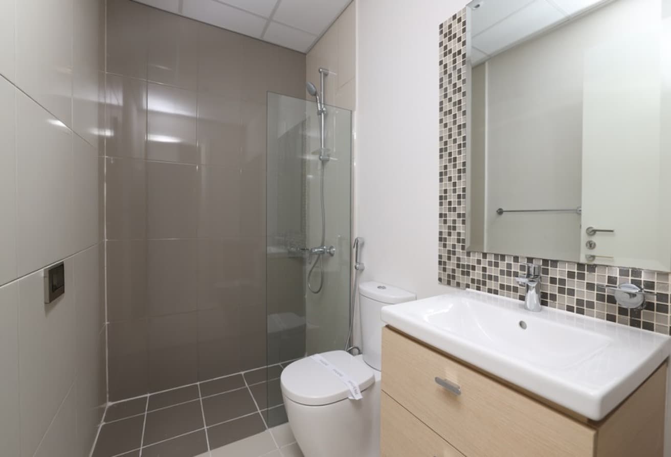 Genuine | Single Row | Corner Unit | Ready to Move