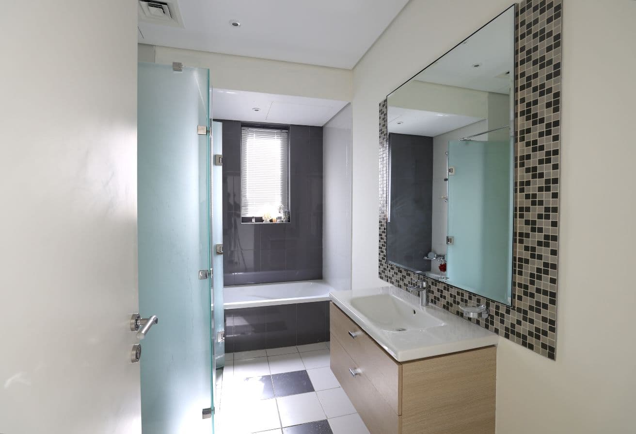 Spacious | Golf Community | High ROI