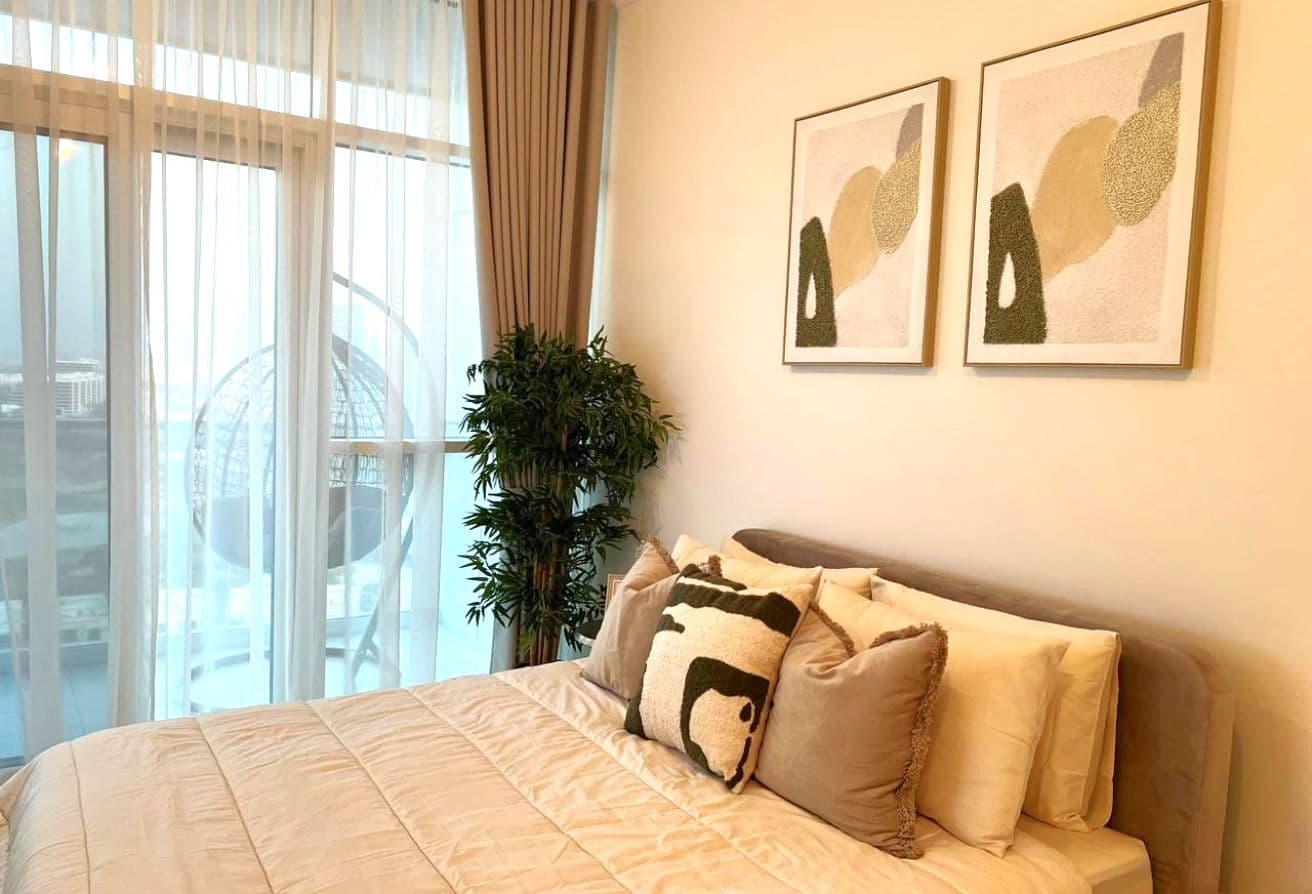 Prime Location | Fully Furnished | Modern Studio - View 5