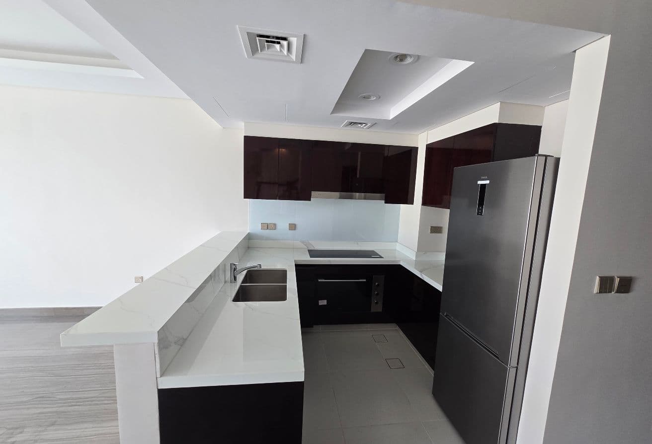 Vacant | Spacious | Prim Location - View 4