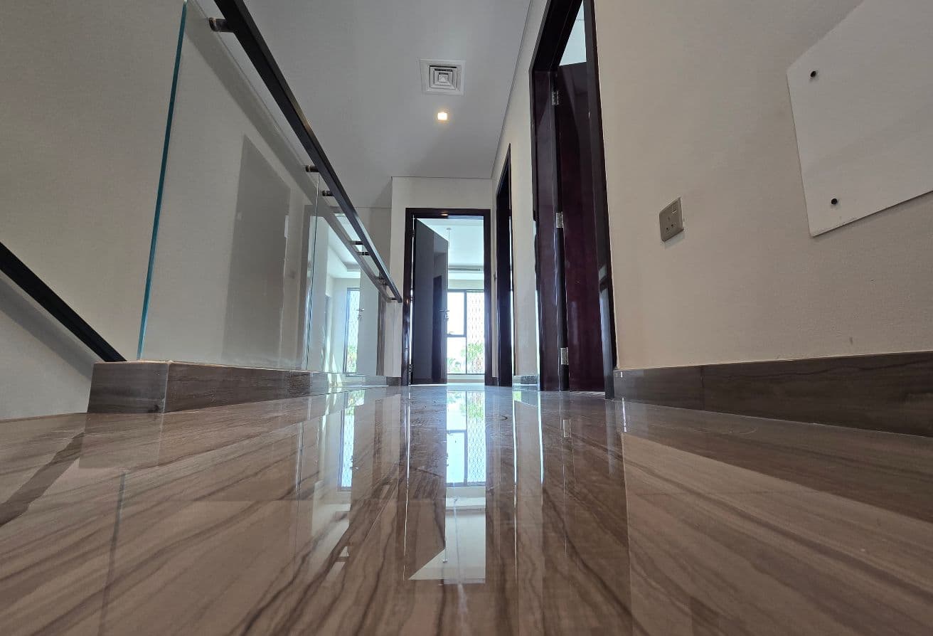 Vacant | Spacious | Prim Location