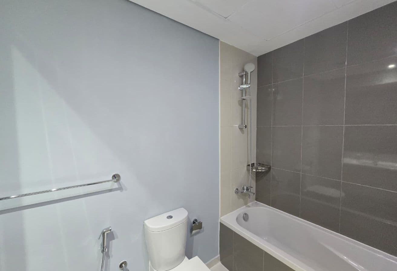 Modern Living | Luxury | Spacious - View 3