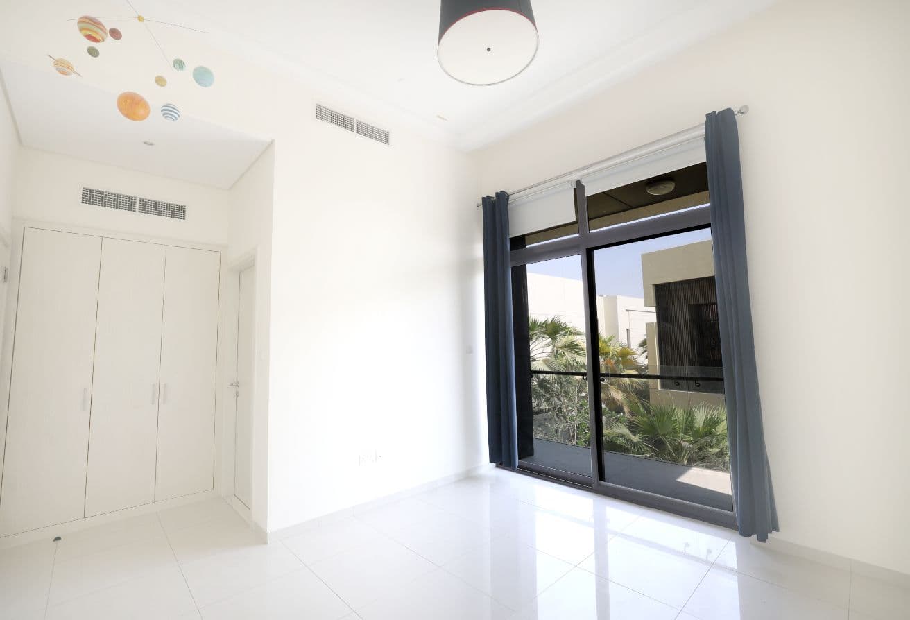 Spacious | Golf Community | High ROI