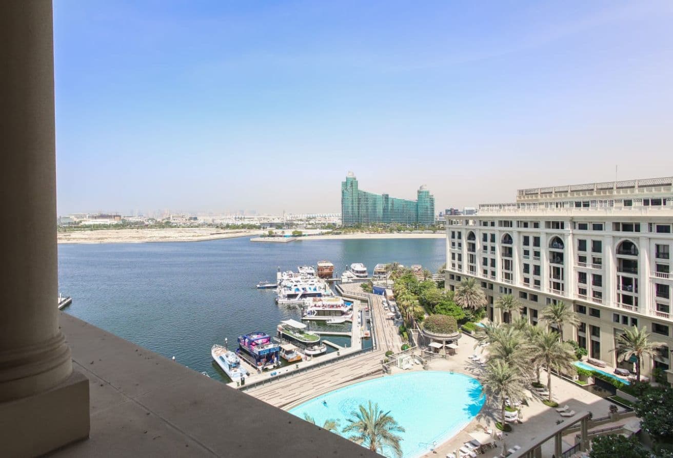 Luxury Living | Stunning View | Fully Furnished