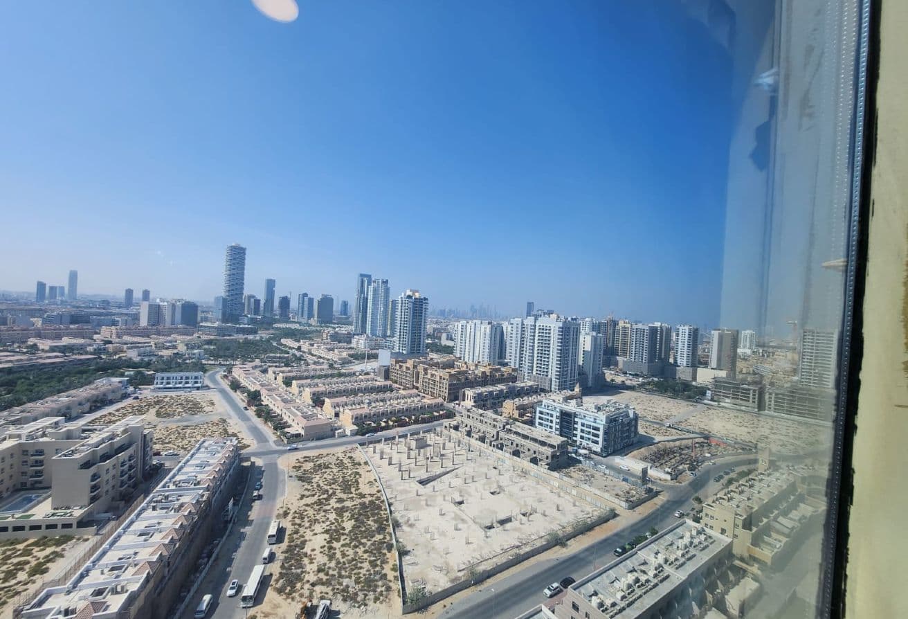 Luxury | Fully Furnished | Prime Location | Modern - Main view