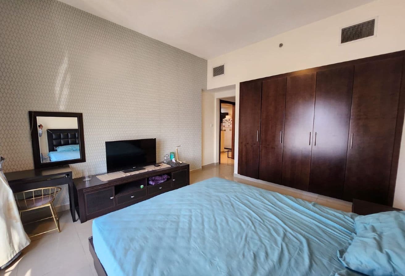 Luxury | Fully Furnished | Prime Location | Modern - View 2