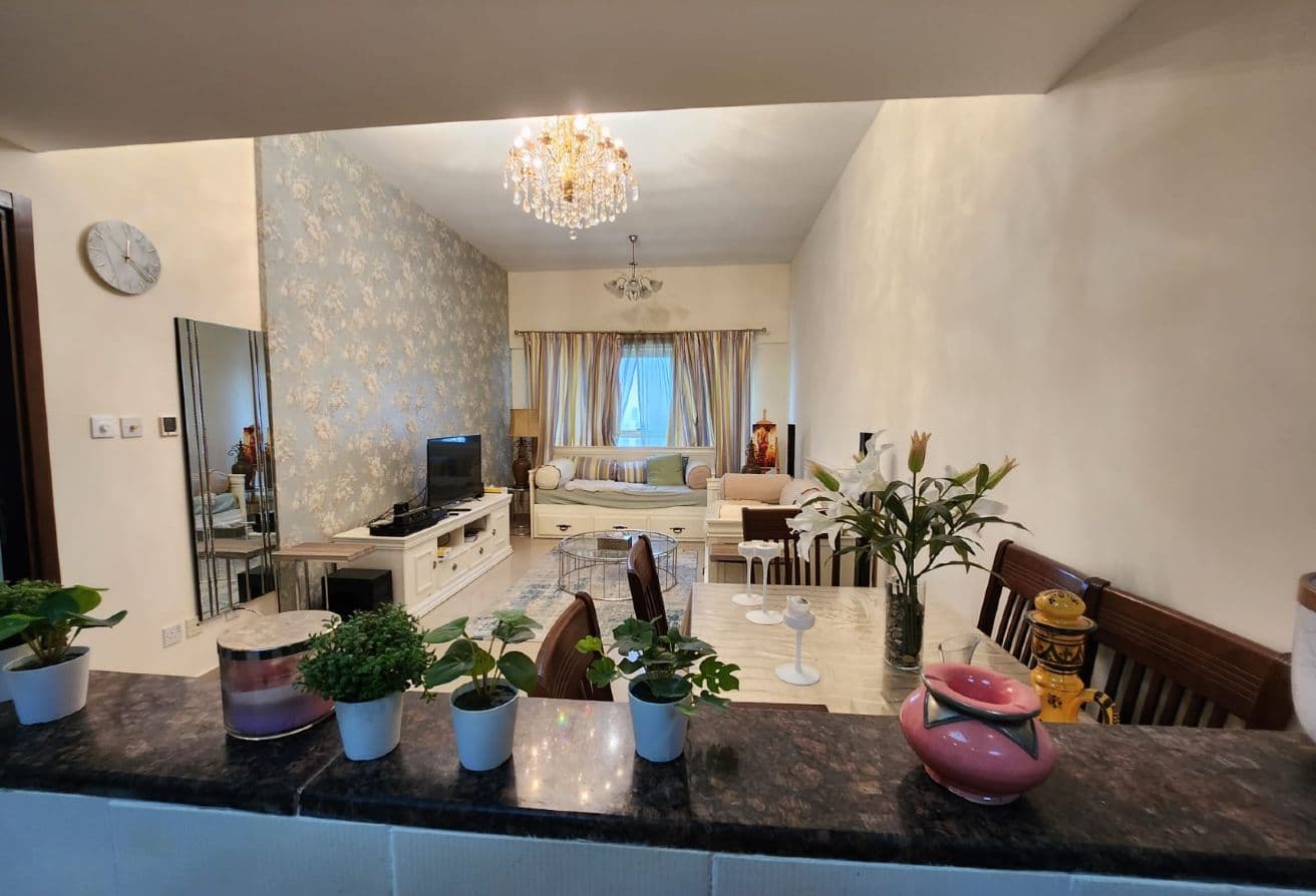 Luxury | Fully Furnished | Prime Location | Modern