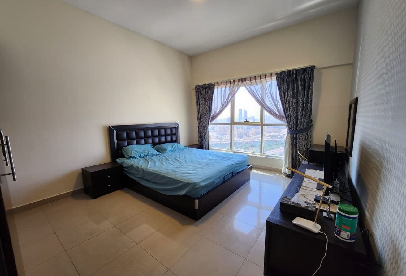 Luxury | Fully Furnished | Prime Location | Modern - View 5