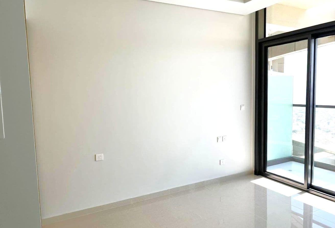 Premium location | Available | Premium Location - View 5