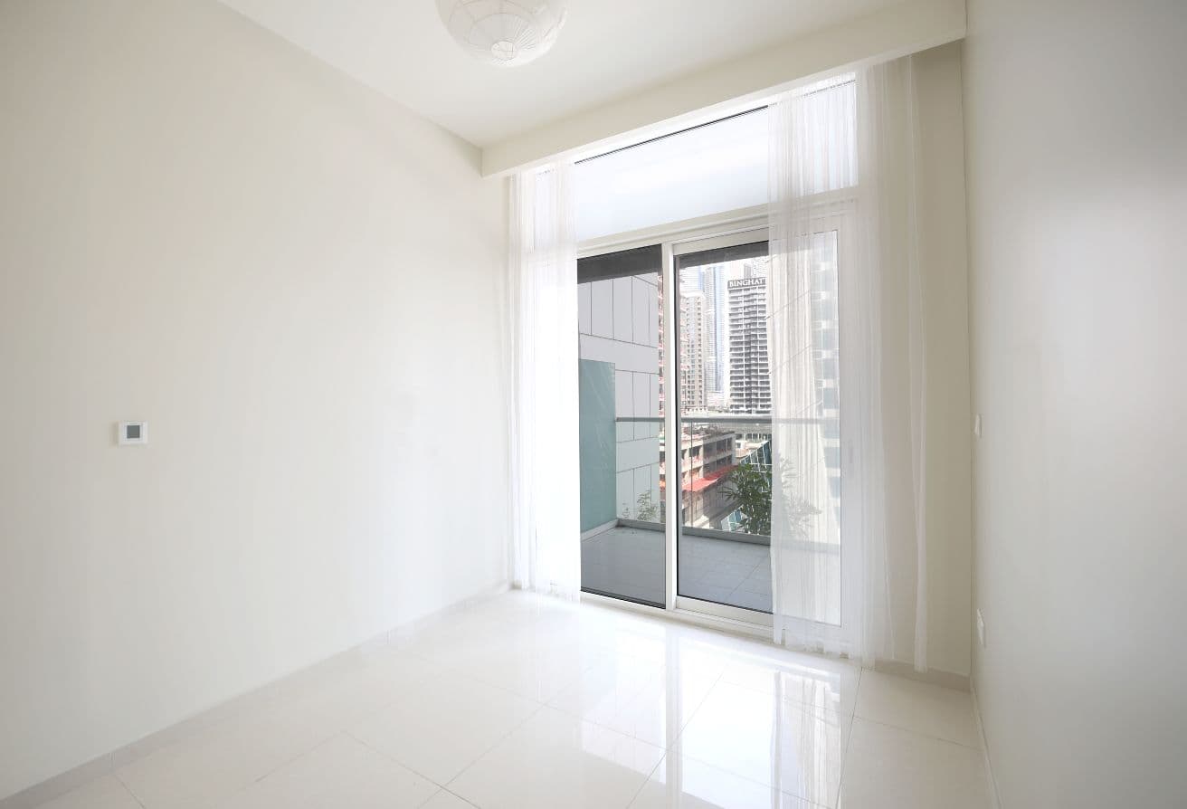 Business Bay | Well-Maintained | Vacant - View 3