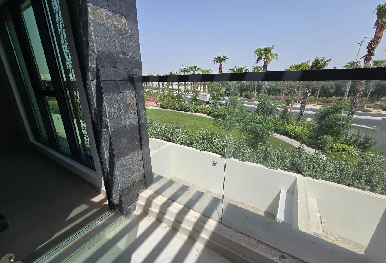 Prime Location | Vacant | Spacious