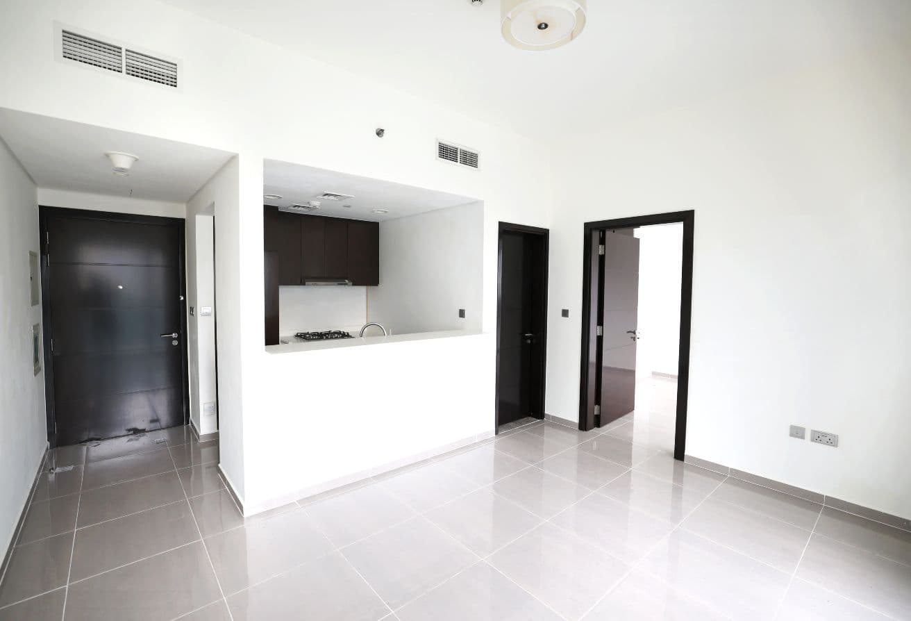Partial Sea View| Genuine Listing |Spacious Layout - View 2