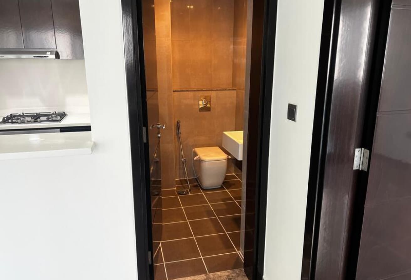 Premium Location| Genuine Listing |Spacious Layout