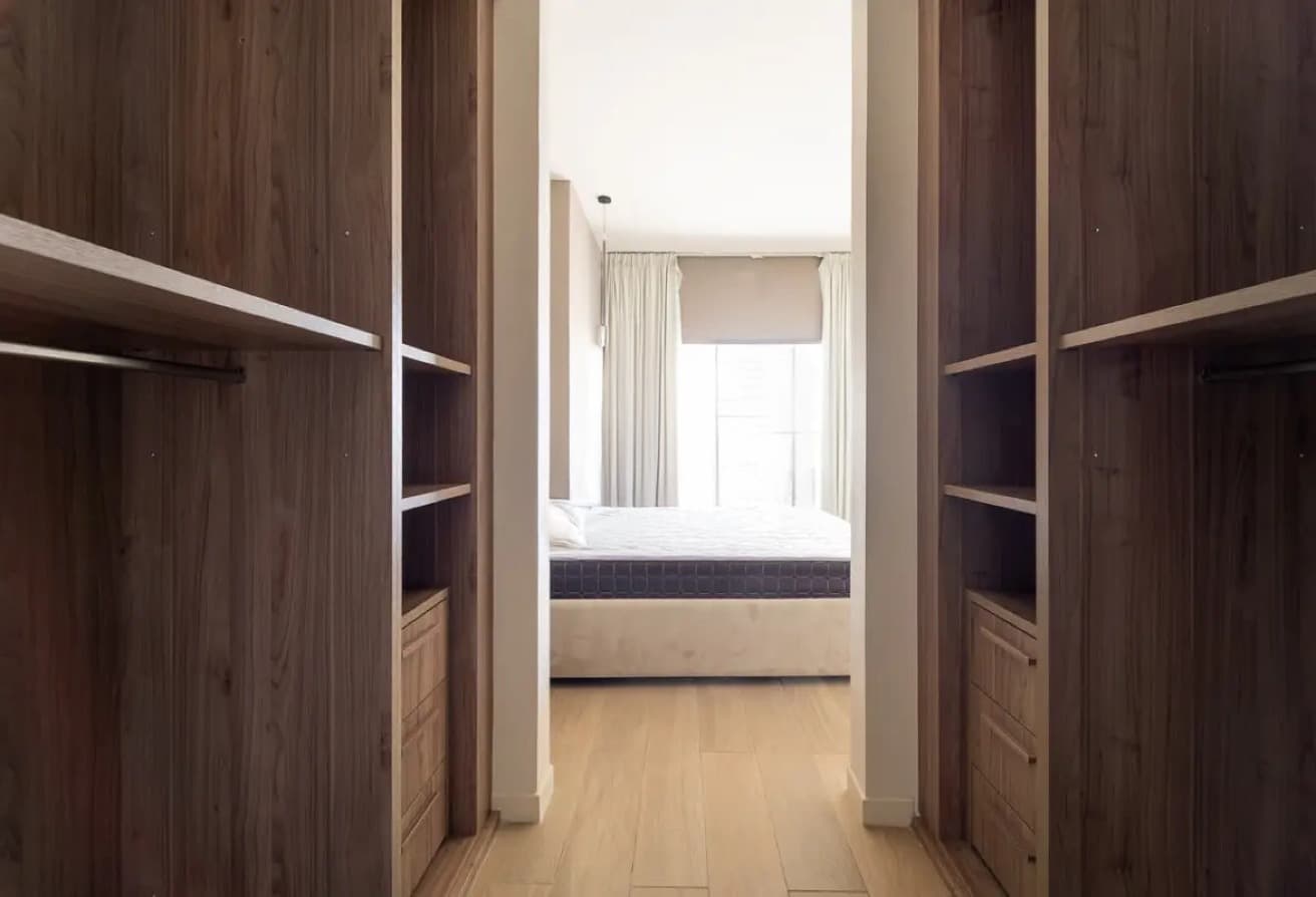 Park Facing | High Floor | Generous Size | VOT - View 2