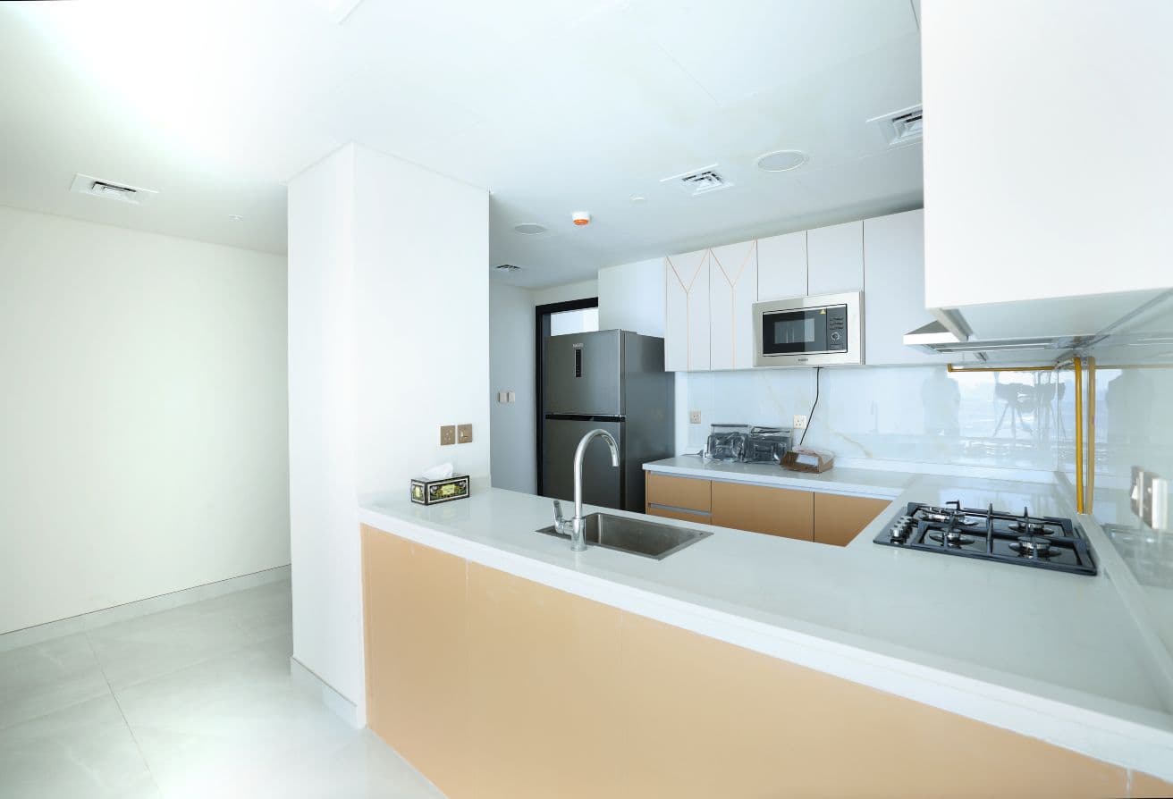 Ready | Spacious Layout | Prime Arjan Location