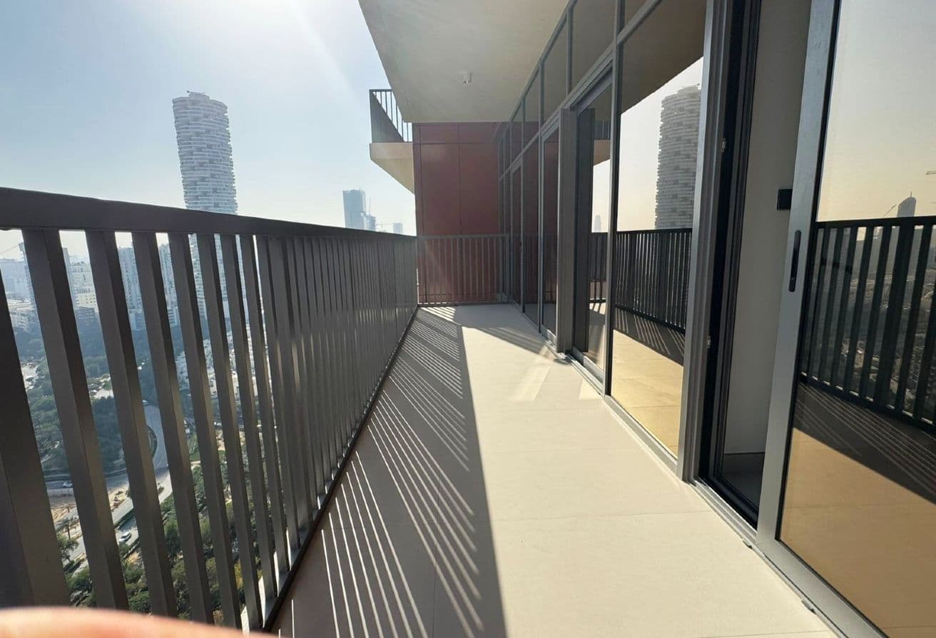 Brand New | High Floor | Park View