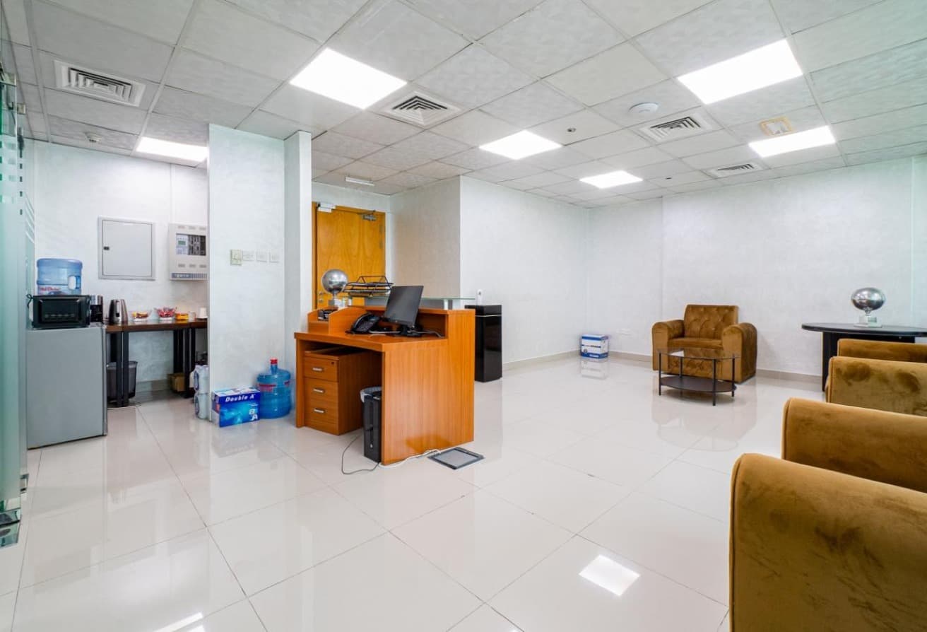 Canal View | Spacious | Prime Location - View 2