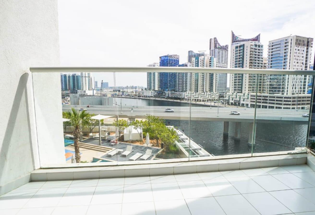 Luxury | Canal View | Prime Location | Furnished
