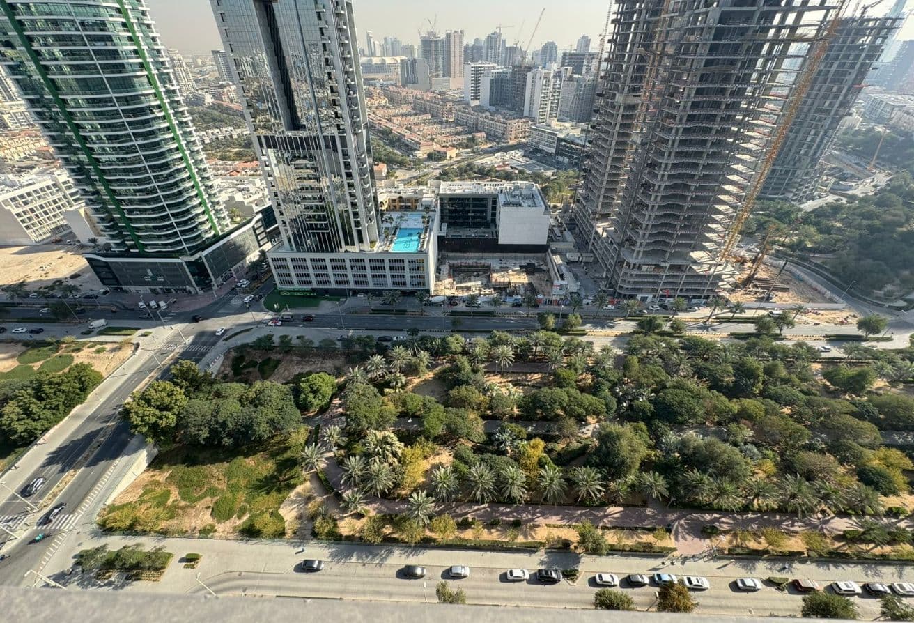 High Floor | Park Facing | Brand New Spacious Unit - View 4