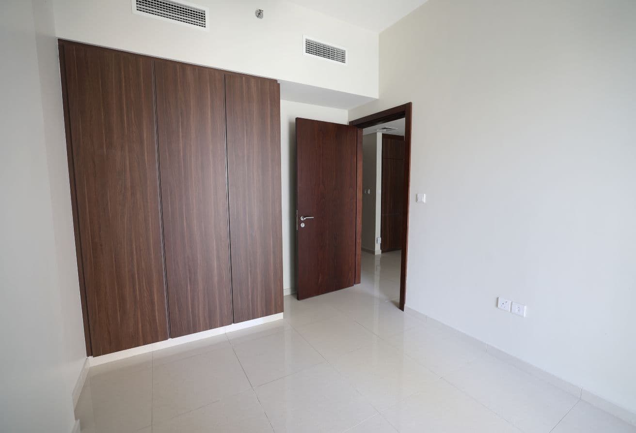Business Bay | Well-Maintained | Vacant