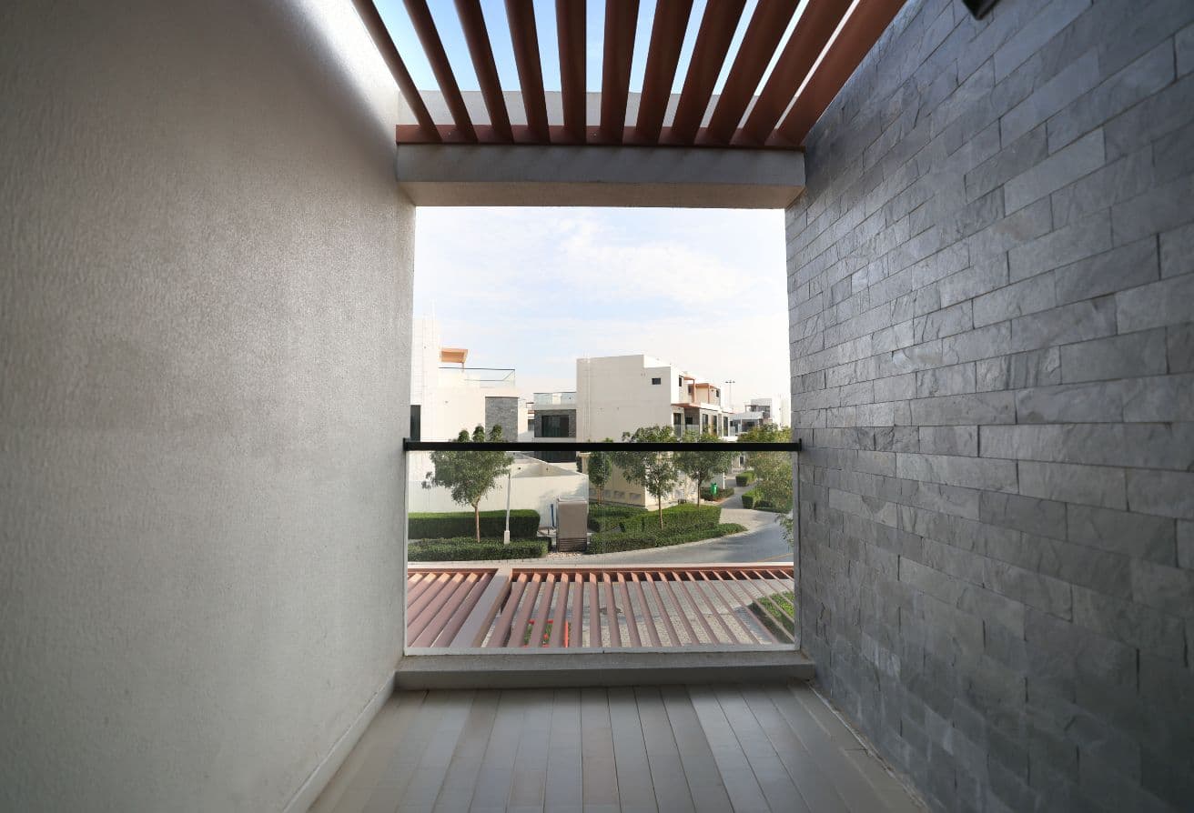 Prim Location | Vacant | Spacious