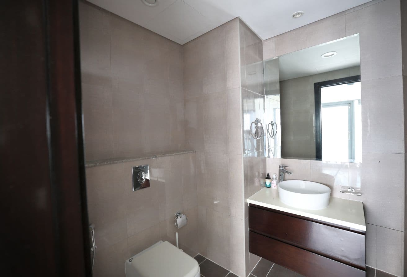 Partial Sea View| Genuine Listing |Spacious Layout