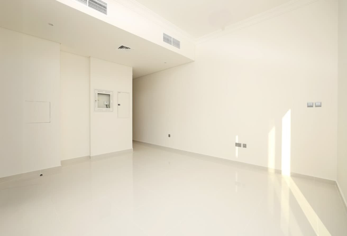 Genuine Listing | Single Row | Corner Unit |Vacant - View 2