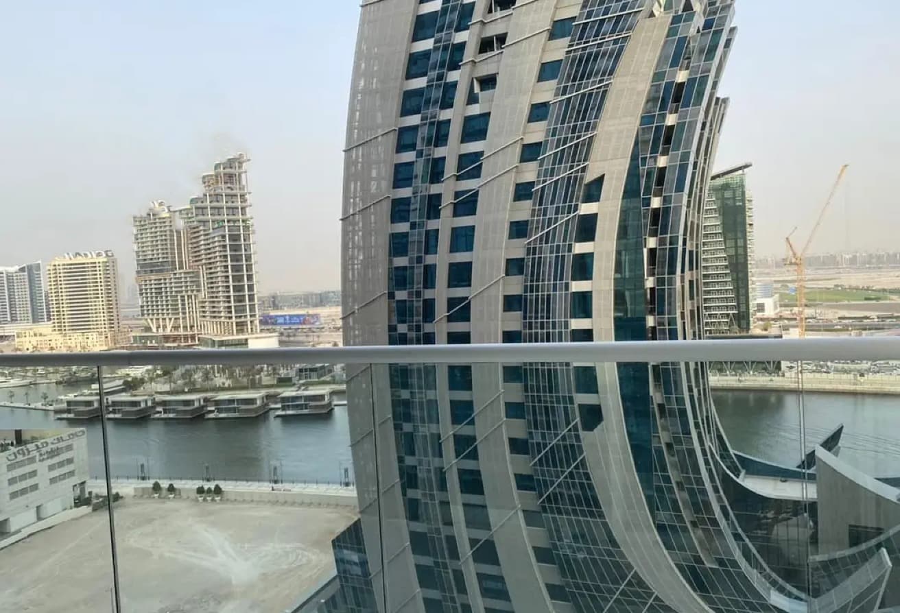 Business Bay | Well-Maintained | Vacant