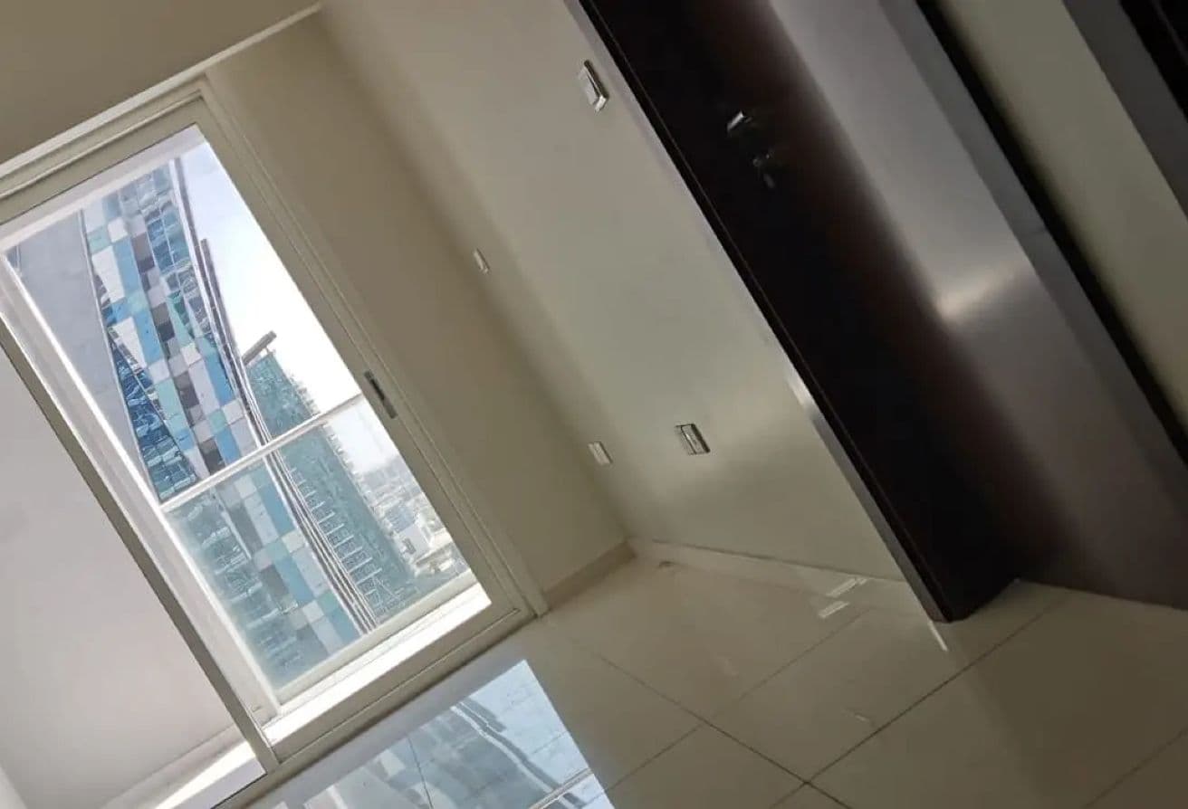 Business Bay | Well-Maintained | Vacant