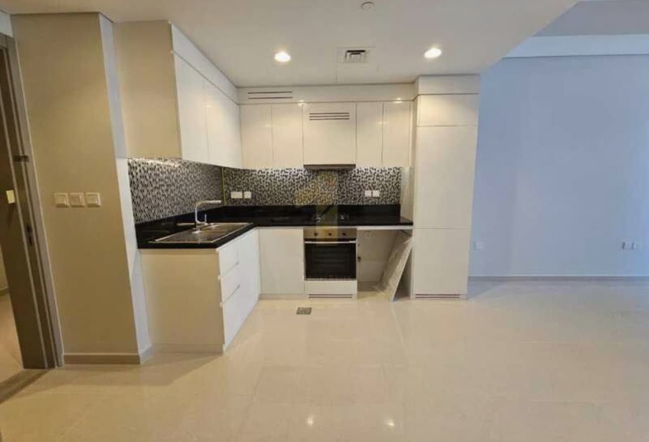 Exclusive | 2 Bed +Study | Genuine Resale