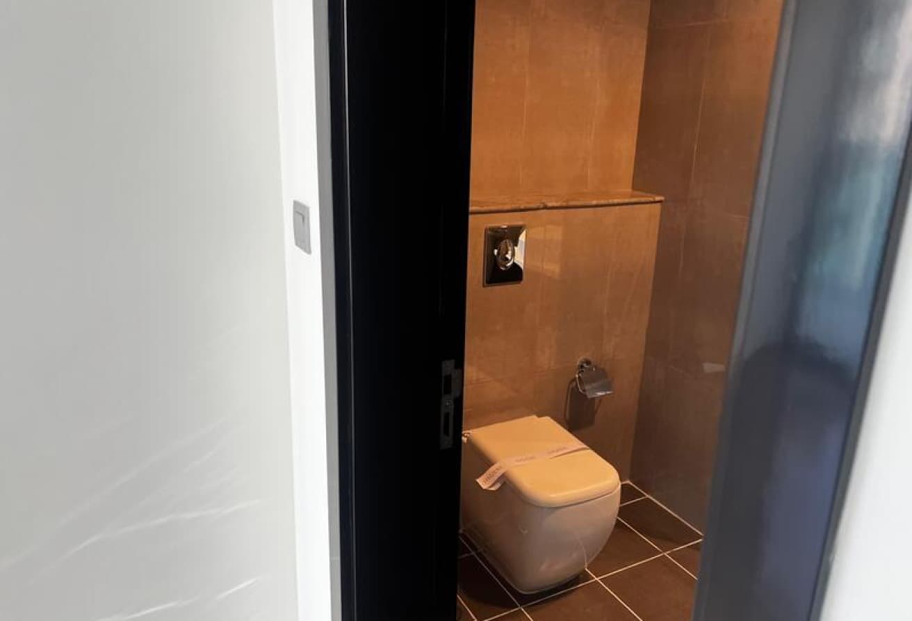 Premium Location | Genuine | Spacious