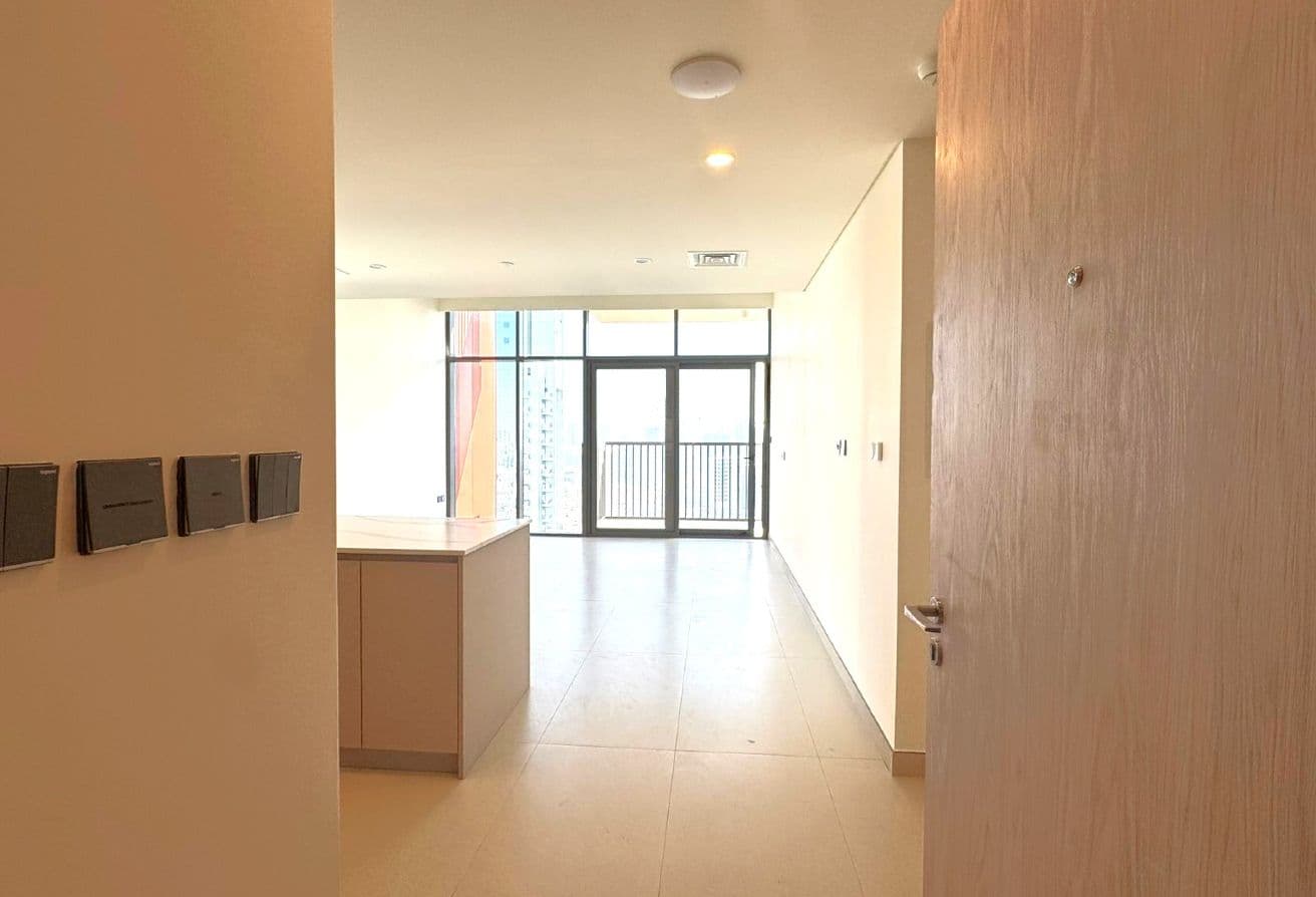 Brand New | High Floor | Park View
