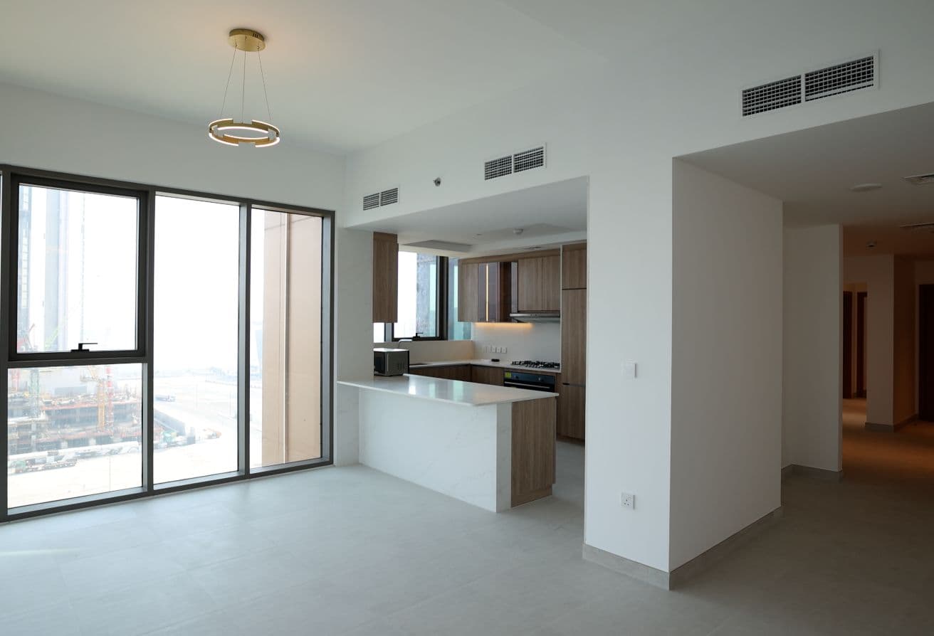 Spacious | Prime Location | Lake View - View 2