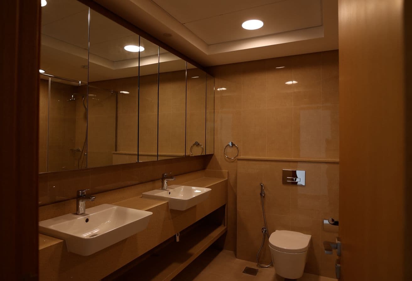 Spacious | Prime Location | Lake View