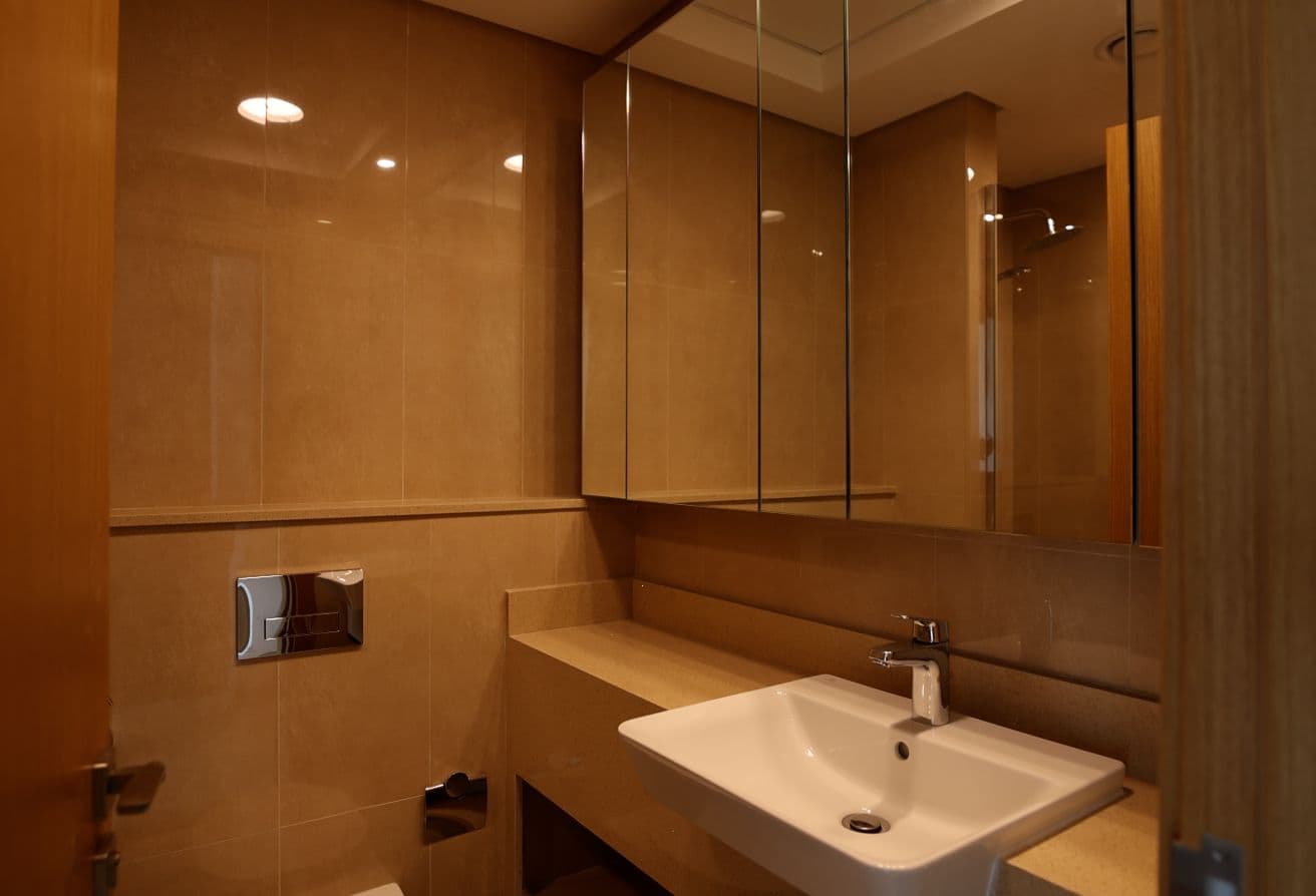 Spacious | Prime Location | Lake View