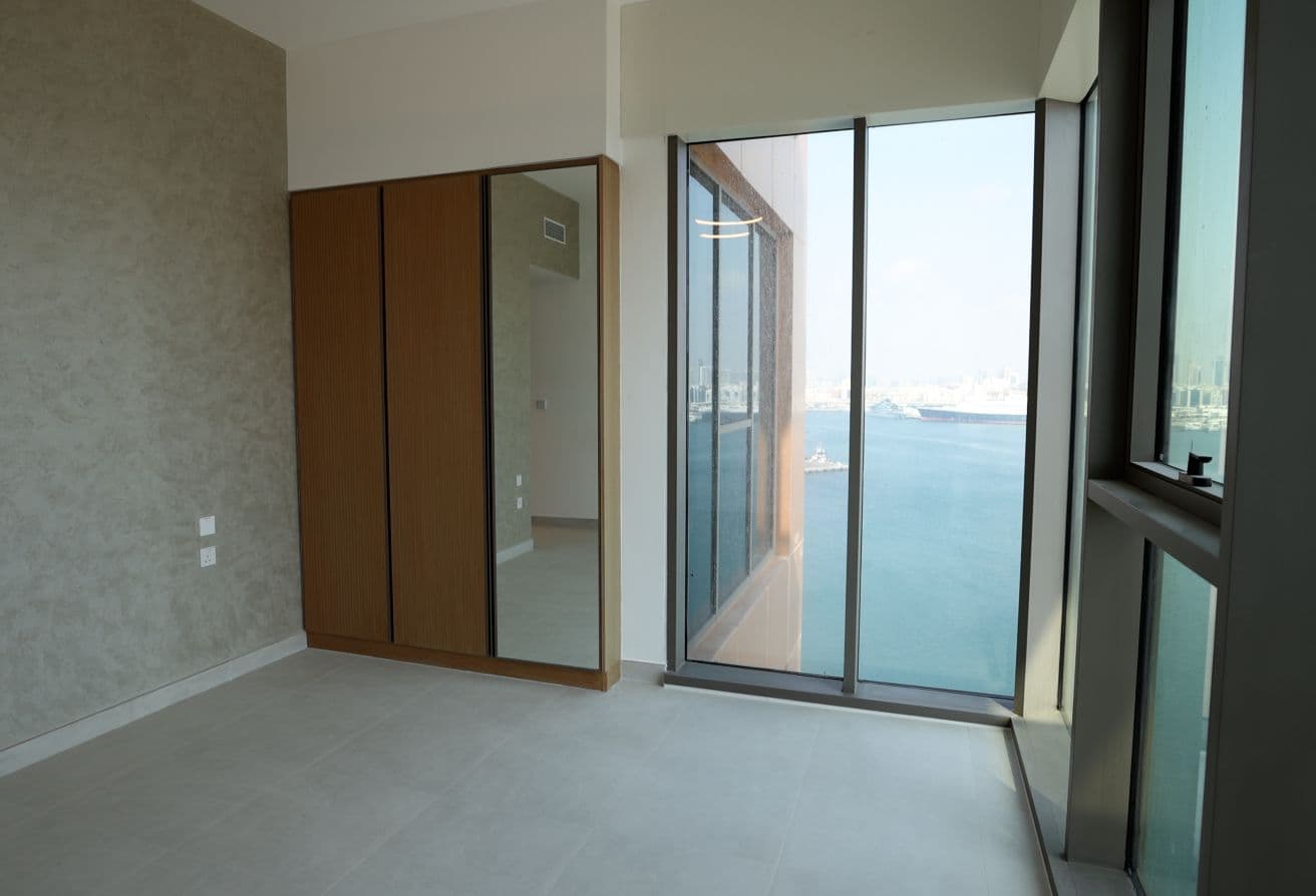 Spacious | Prime Location | Lake View
