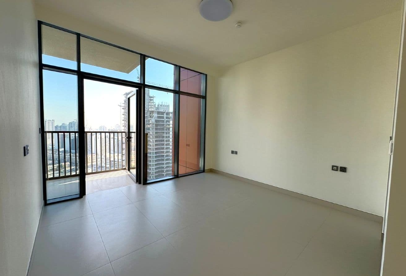 High Floor | Park Facing | 12 Cheques | Brand New