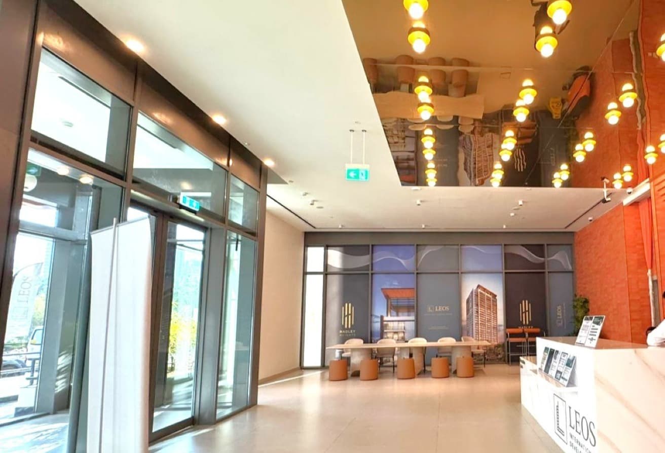 High Floor | Park Facing | 12 Cheques | Brand New